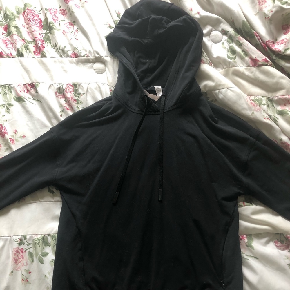 Lululemon twisted and tucked pullover